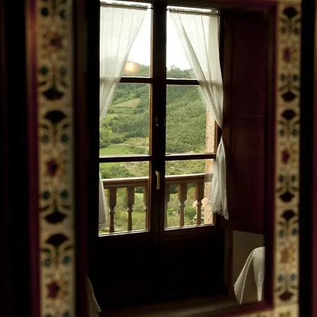 Trisqueles Y Buganvillas Country house Villaviciosa (Asturias)