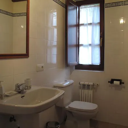 Trisqueles Y Buganvillas Villaviciosa (Asturias)