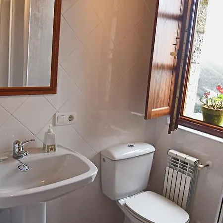 Country house Trisqueles Y Buganvillas Villaviciosa (Asturias)