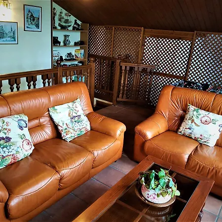 Trisqueles Y Buganvillas Country house *