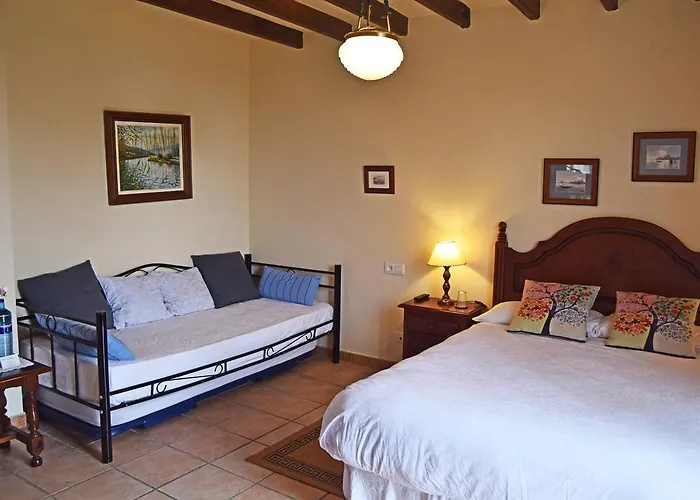 Casa rural Trisqueles Y Buganvillas *