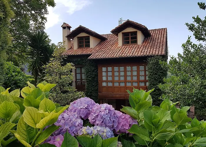 Trisqueles Y Buganvillas 컨트리하우스