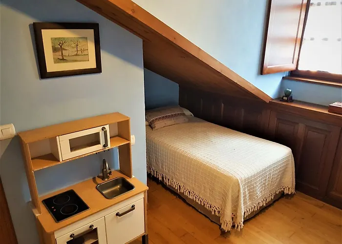 Trisqueles Y Buganvillas * Villaviciosa (Asturias)