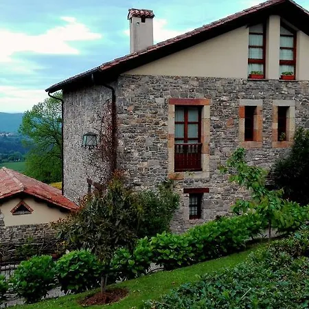 Gospodarstwo wiejskie Trisqueles Y Buganvillas Villaviciosa (Asturias)