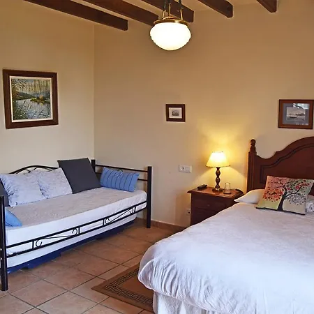 Gospodarstwo wiejskie Trisqueles Y Buganvillas *